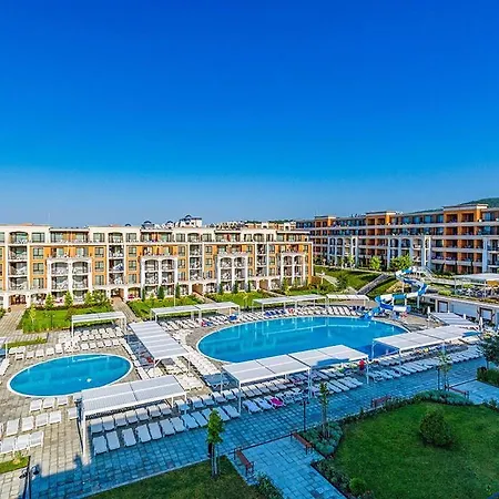 Premier 4 Apartahotel *