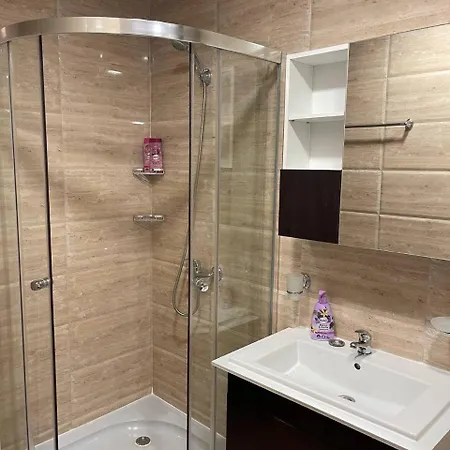 Premier 4 Aparthotel